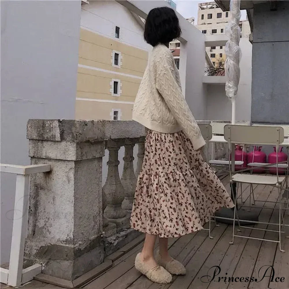 Corduroy High Waist Charming Floral Print Maxi Skirt - Image 6