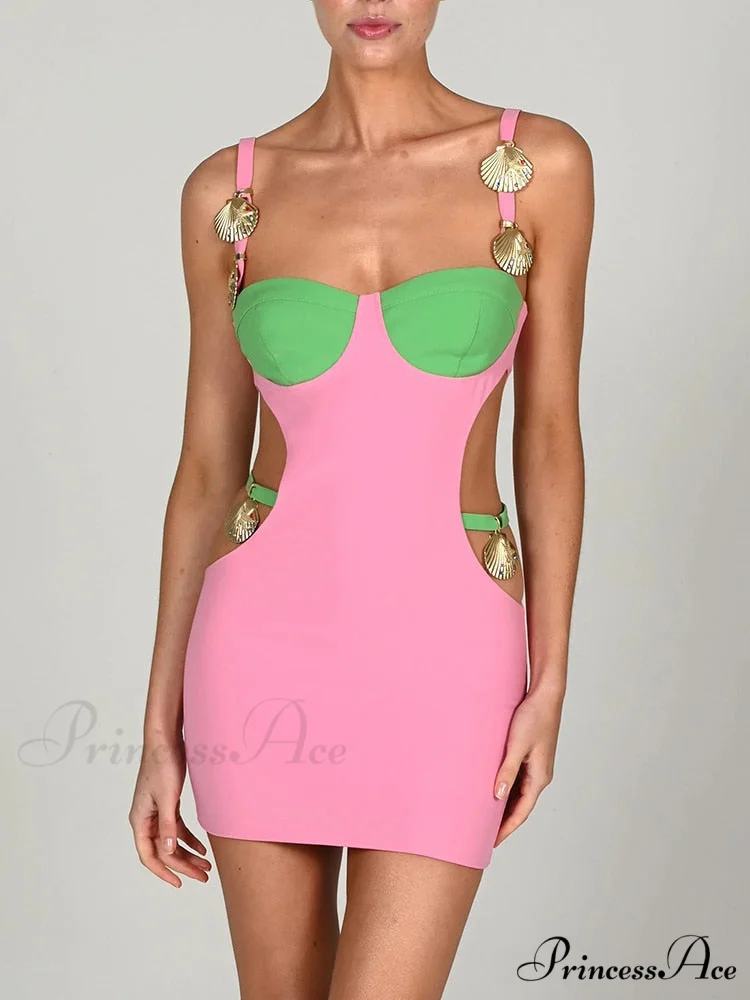 Contrast Color Side Charming Cut Charm Strap Dress - Image 4