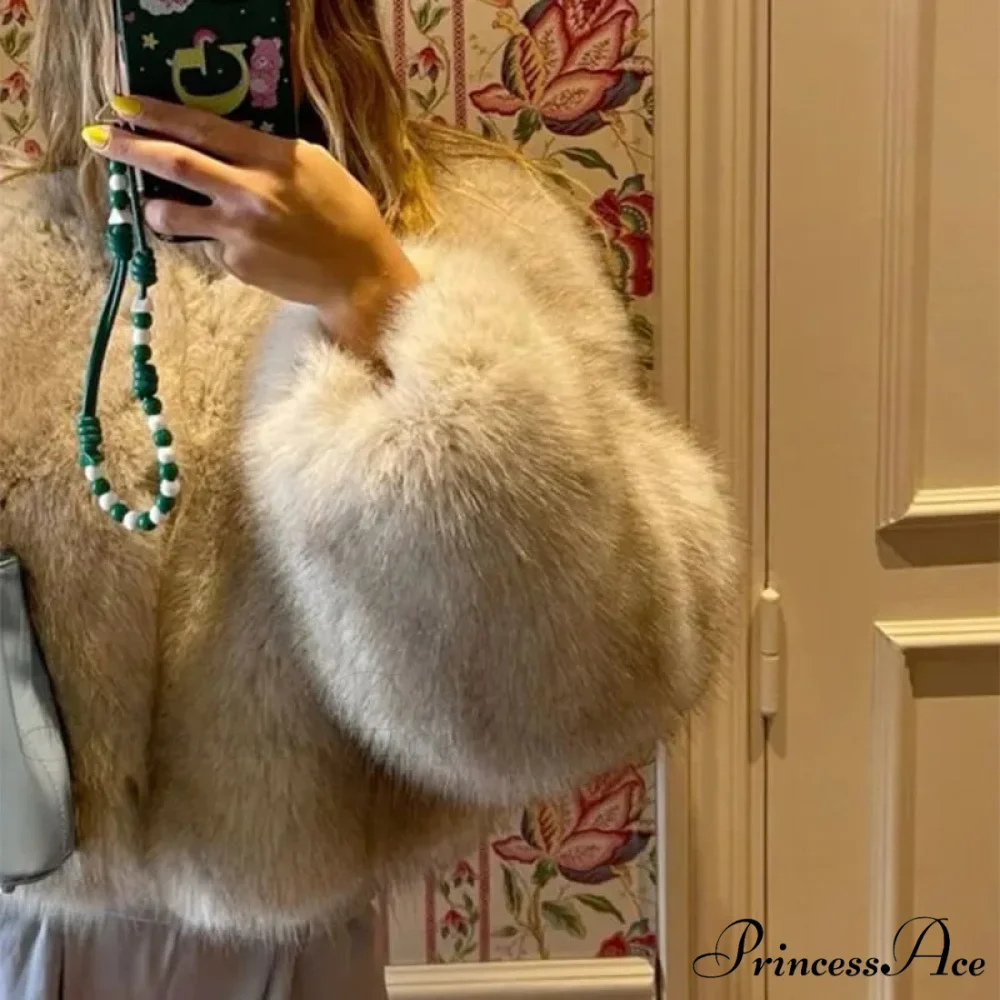 Cropped Faux Stylish Fur Coat - Image 13