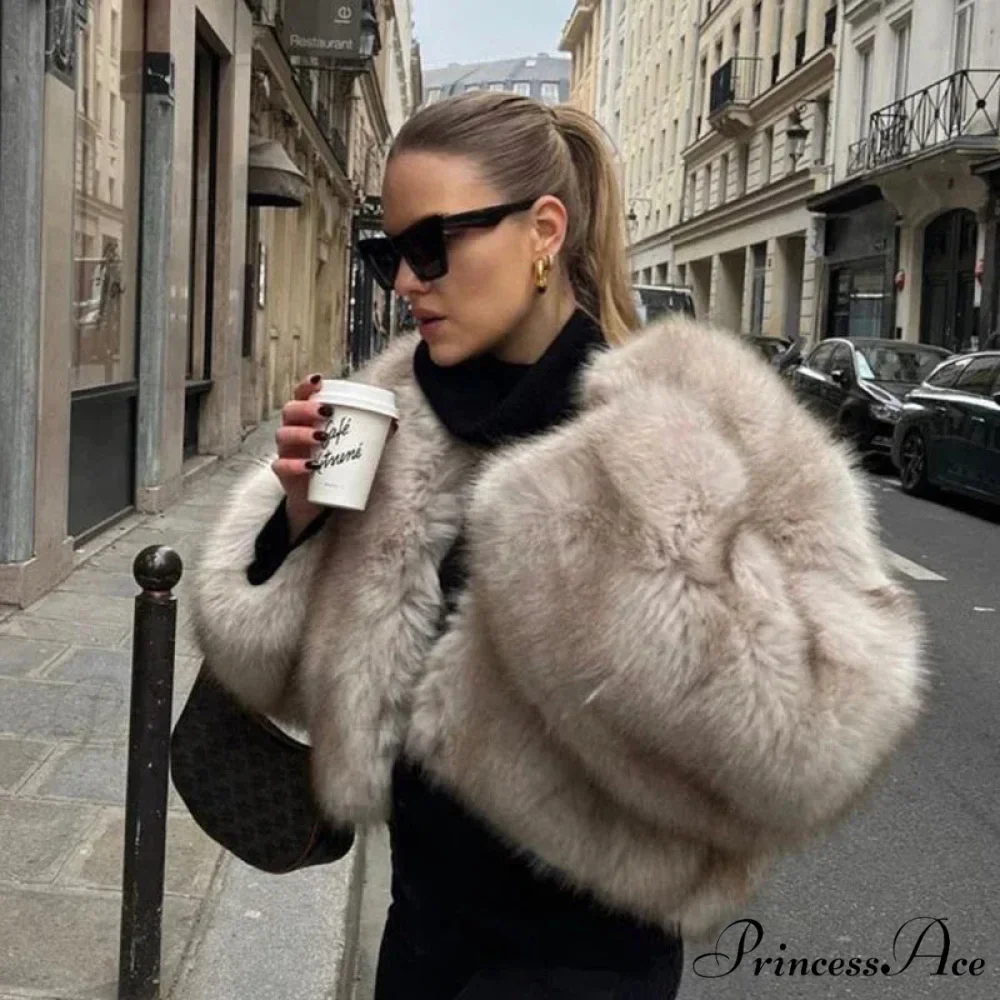 Cropped Faux Stylish Fur Coat - Image 3