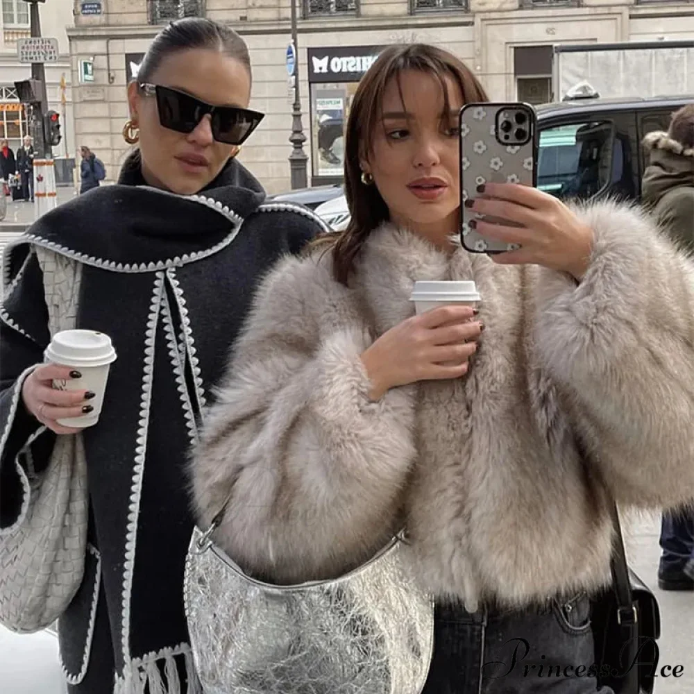 Cropped Faux Stylish Fur Coat - Image 4