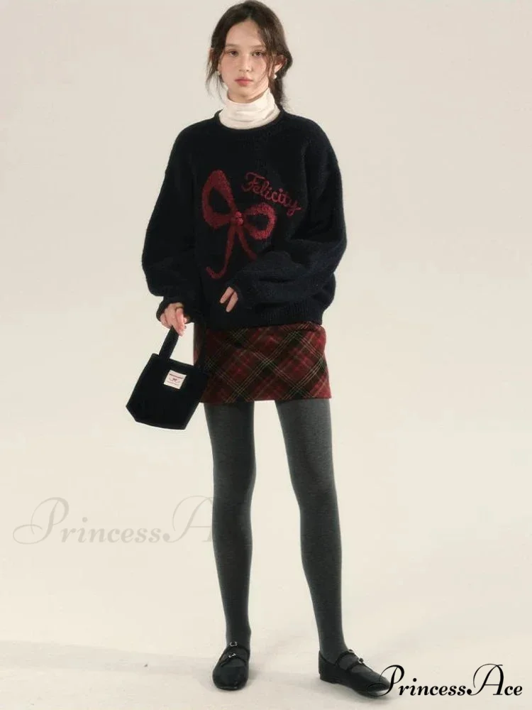 Embroidery Elegant Bow Sweater - Image 5