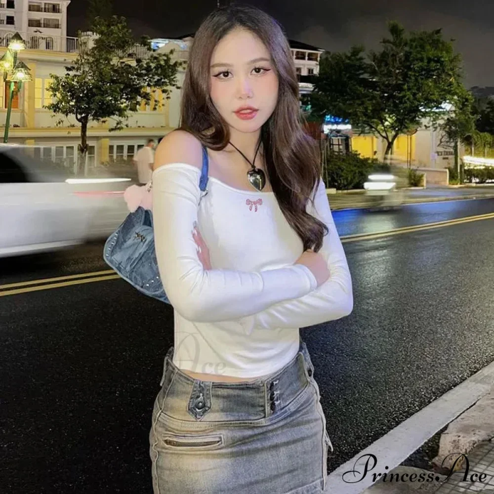 Off-shoulder Long Sleeve Charming Backless Bow Crop Top - Image 14