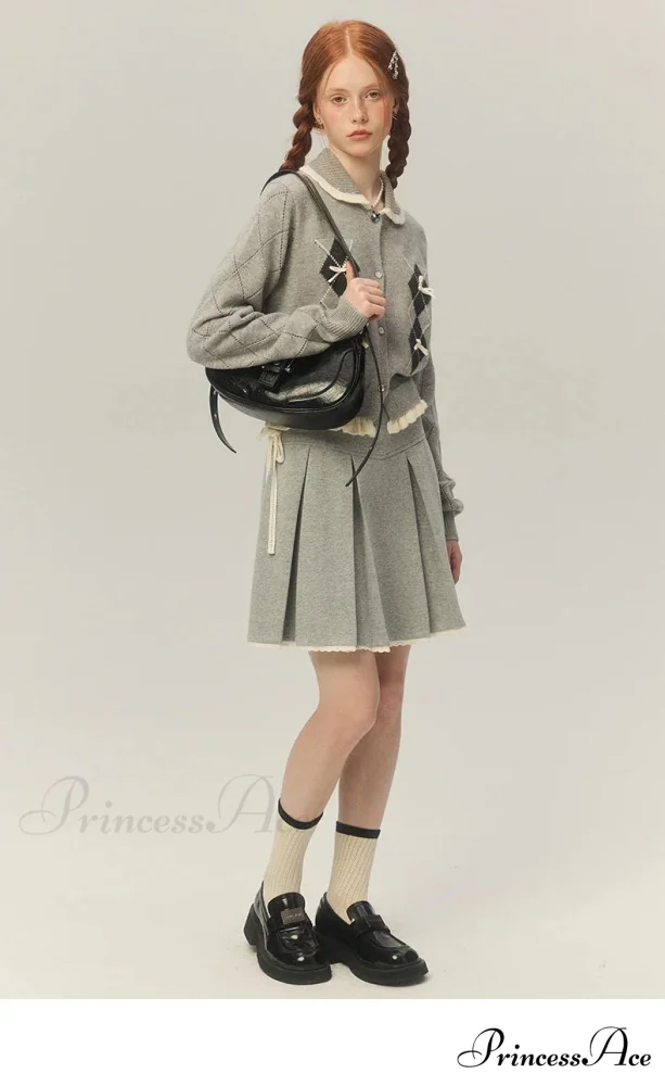 Argyle Collar Stylish Buttoned Knitted Cardigan - Image 10