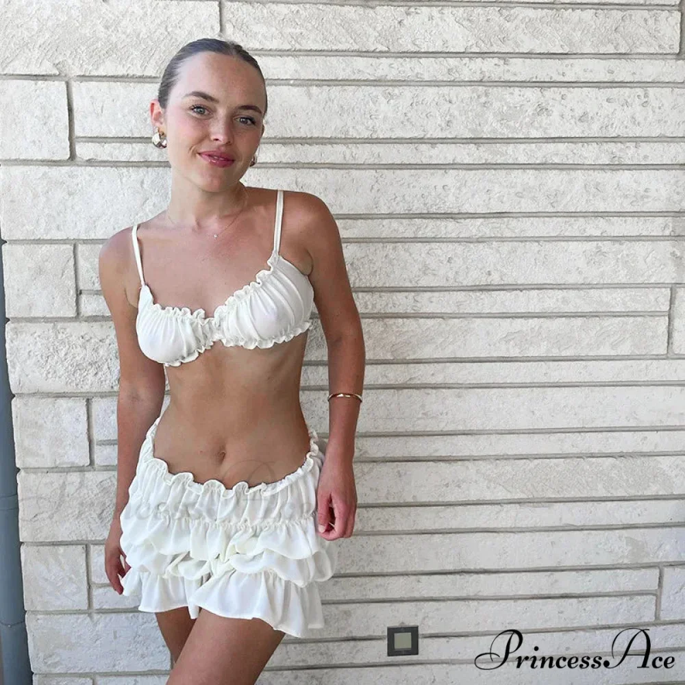 Ruched Bralette And Charming Mini Skirt Set - Image 7
