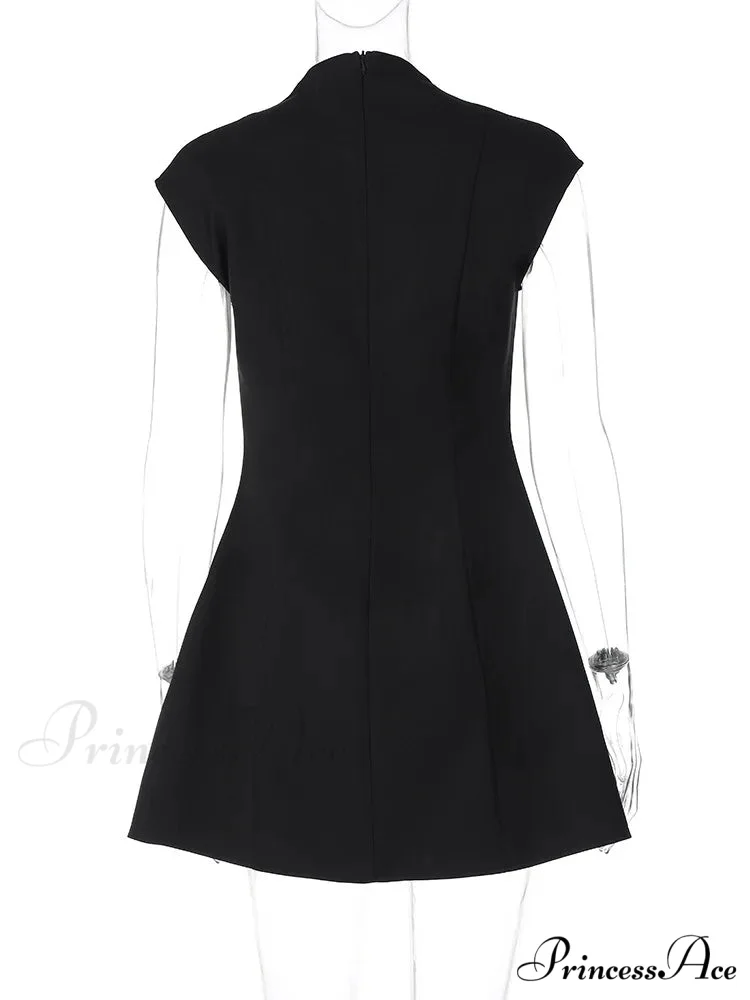Black Deep Neck Charming Short Sleeve Mini Dress - Image 13