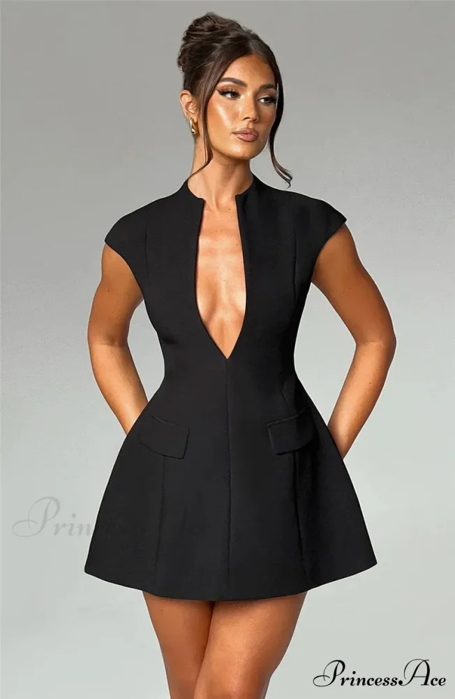 Black Deep Neck Charming Short Sleeve Mini Dress - Image 3