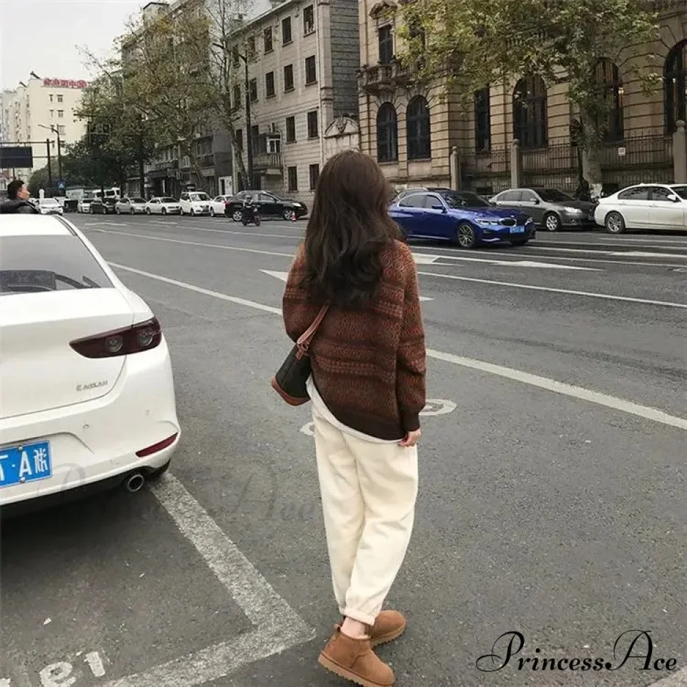 Thickened Broad Soft Vintage Style Sweater - Image 3