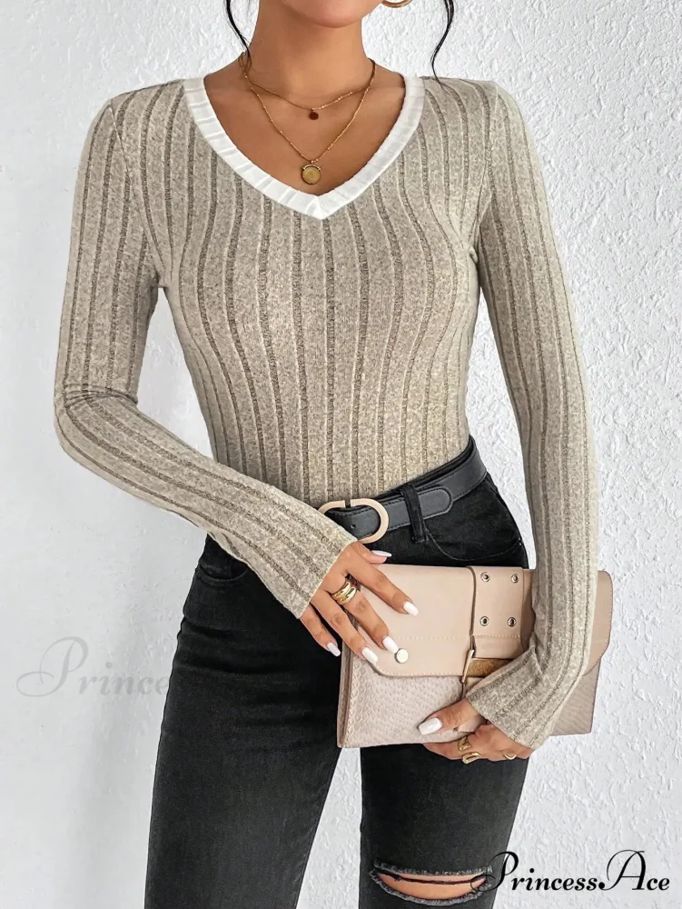Thin Attractive V-Neck Neck Edge Conflict Pullover Top Women - Image 5