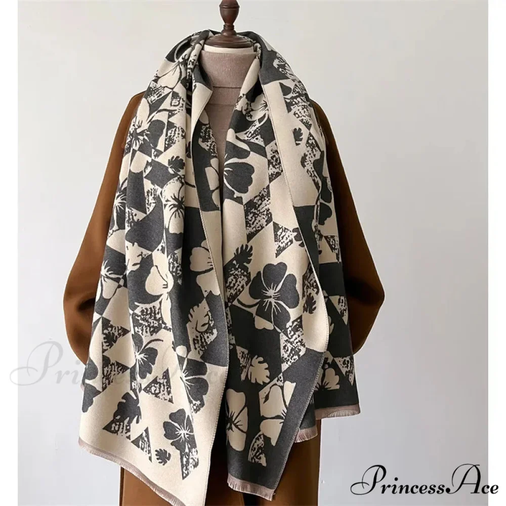 Traditional Cashmere Checkered Wrap Shawl - Image 4