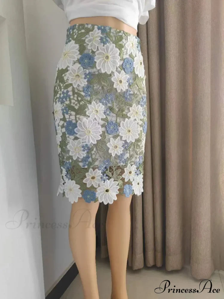 Verdant Lace Pencil Skirt Knee Length Bi-material Skirt - Image 3