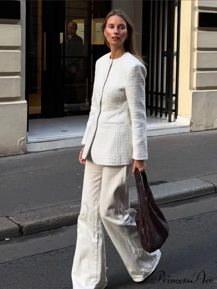 White Circular Neck Unmarried Buttoned Coat - Image 4