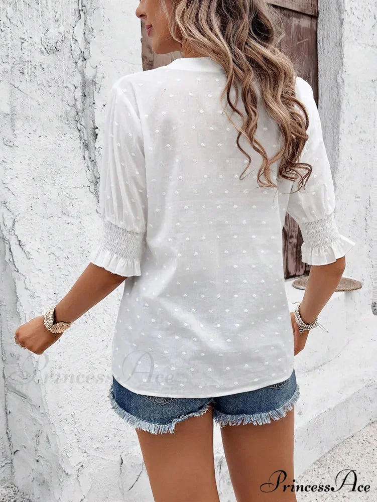 White Floral Embroidery Hollow Out Cotton Boho Blouse

Modified Title: Ivory Blossom Stitching Cutout Cotton Bohemian Top - Image 4