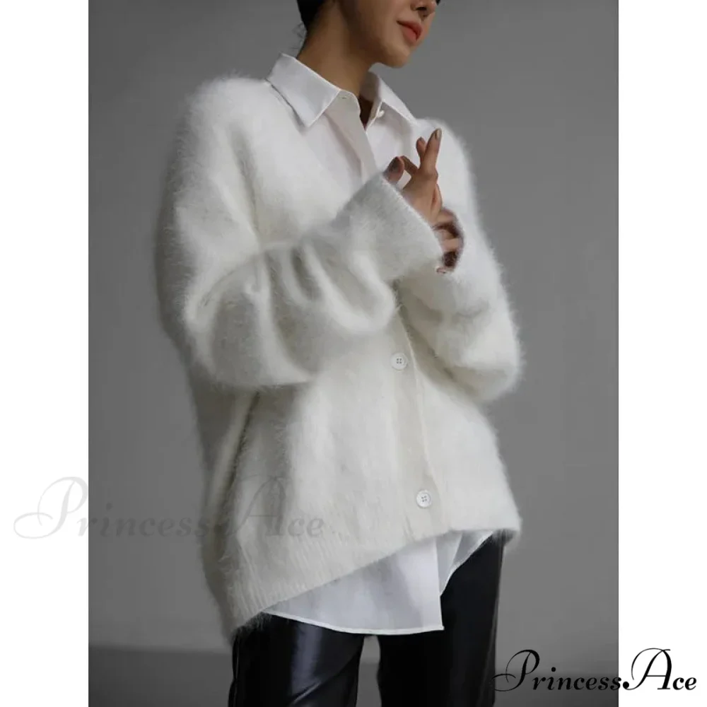Wool Baggy V-neck Extended Sleeve Cardigan - Image 3