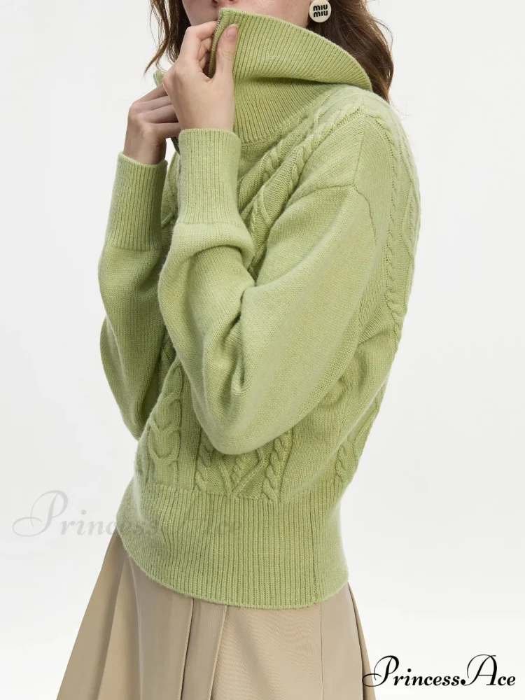 Wool V-neck Stylish Pullover Two Color Sweater - Image 4