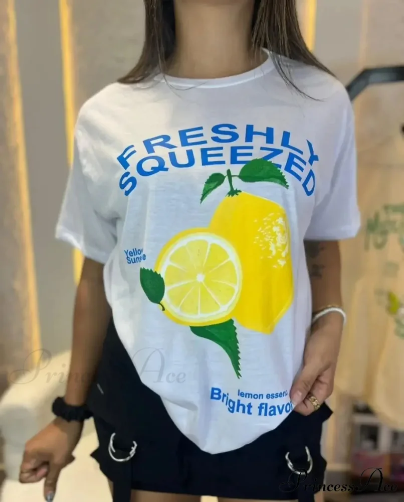Y2K Informal Wine Bottle Graphic T-shirt - Image 3