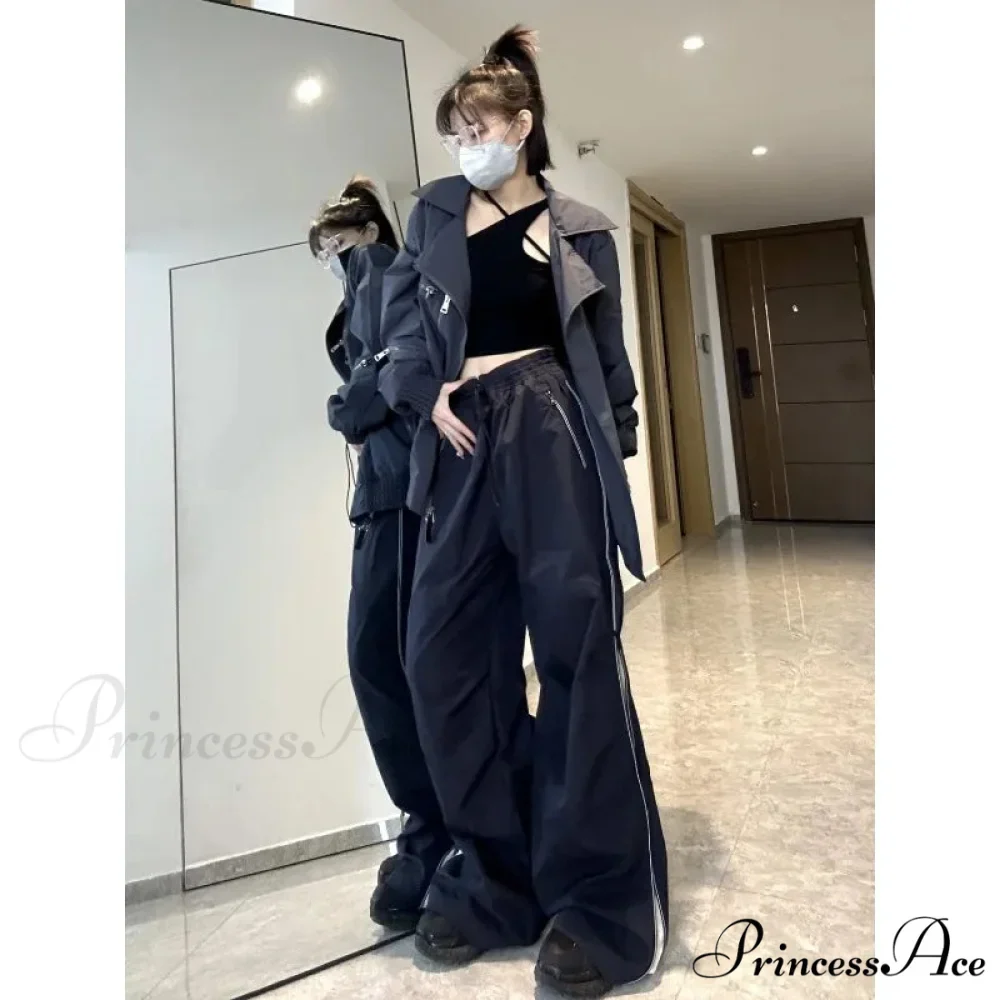 Y2K Spacious Leg Cargo Sweatpants Trousers - Image 5