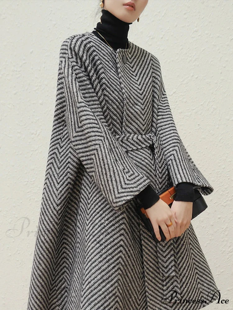 Zigzag Woolen Scarves A-Line Overcoat - Image 6